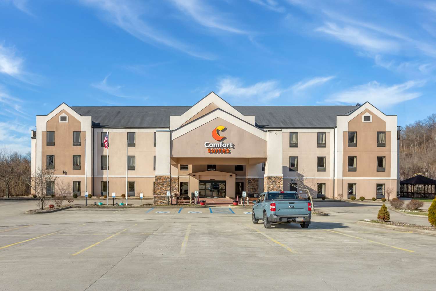 Comfort Suites South Point Huntington 39/43