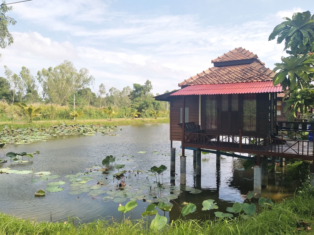Sarocha Resort Rayong 20/28