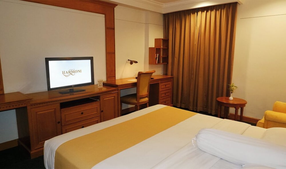Harmoni Suites Hotel 16/33