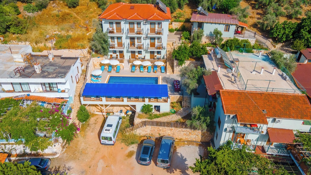 St. Nicholas Pension 35/50