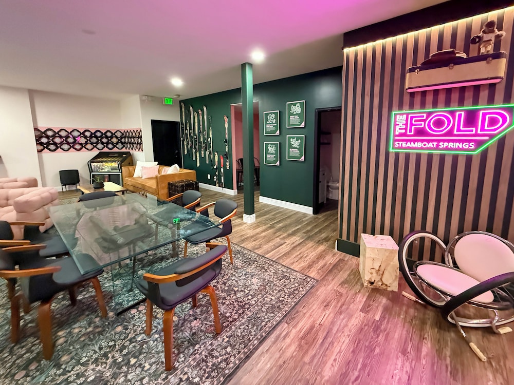 The Fold Hotels Steamboat Springs 36/65