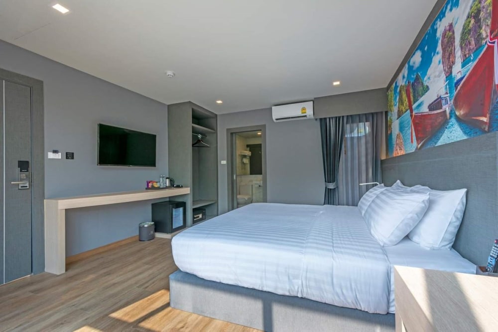Hyde Park Hotel Bangkok 5/50