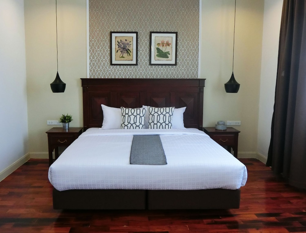 Bloom Boutique Hotel And Cafe 10/34