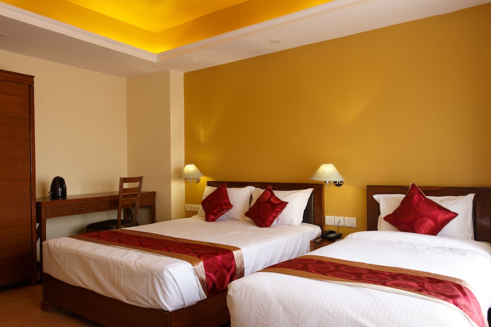 Dom Himalaya Hotel 26/73