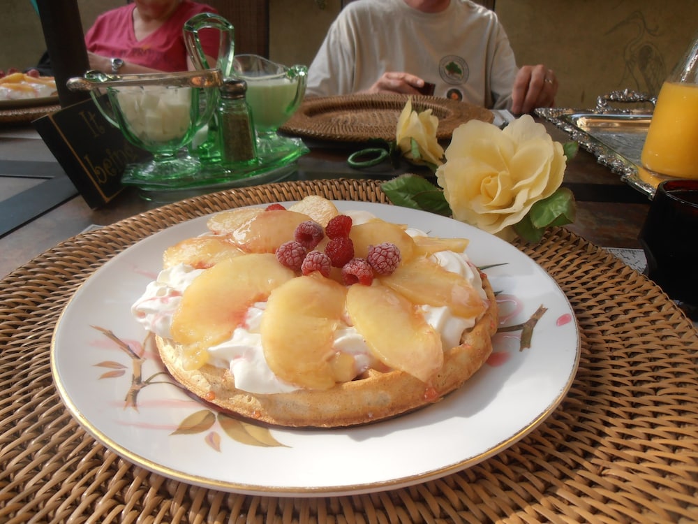 The Queen, A Victorian Bed and Breakfast 59/74