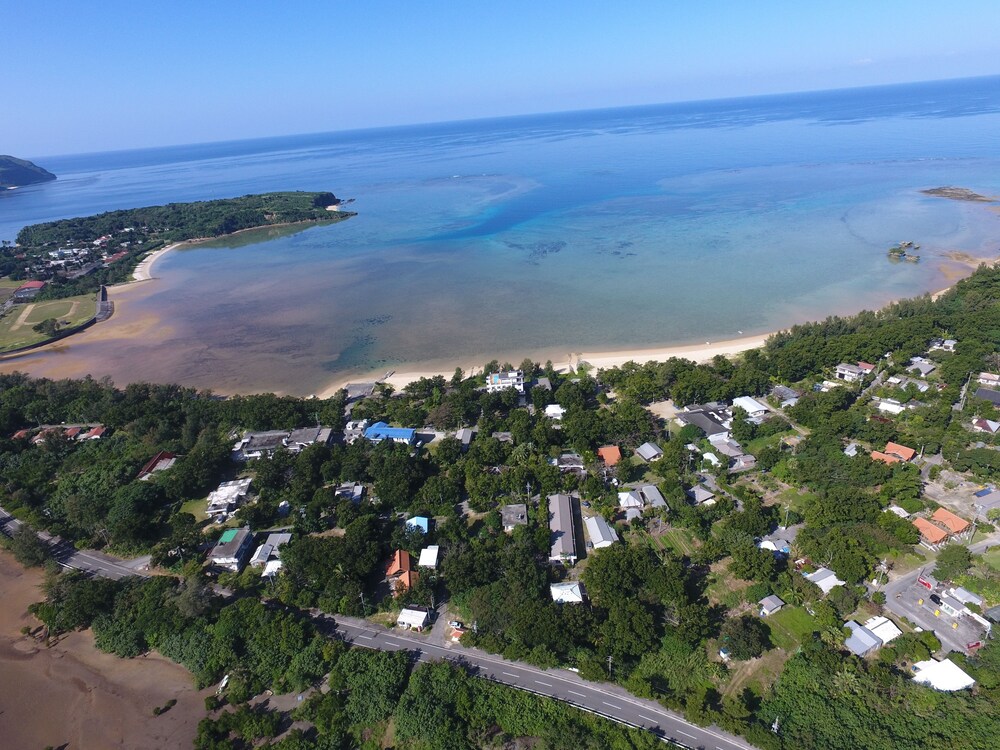 Hotel Hoshitate Iriomotejima (ex Seaside Hotel Blue Moon) 25/28