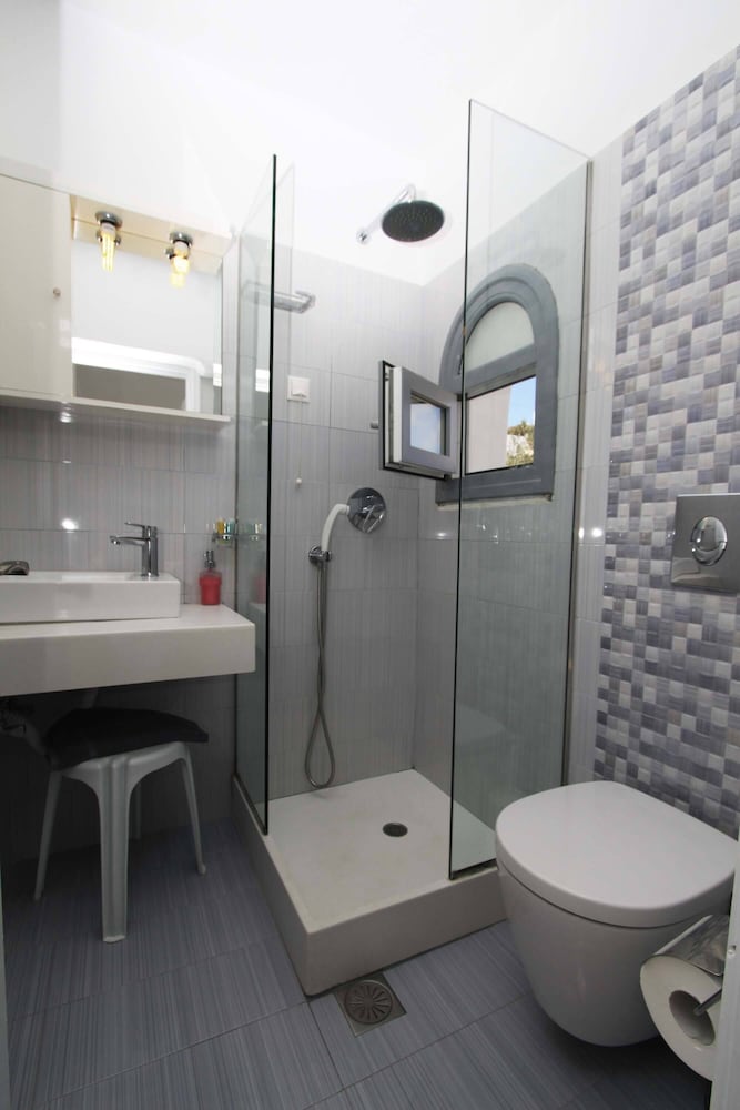Ersi Villas 50/50