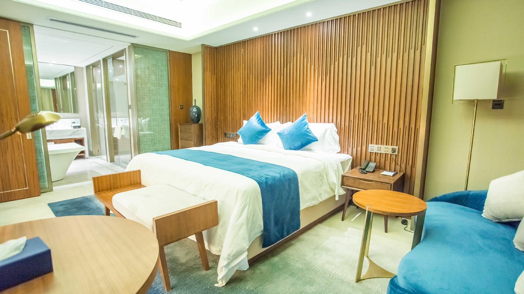 Runde Wetland Park Hotel 10/17