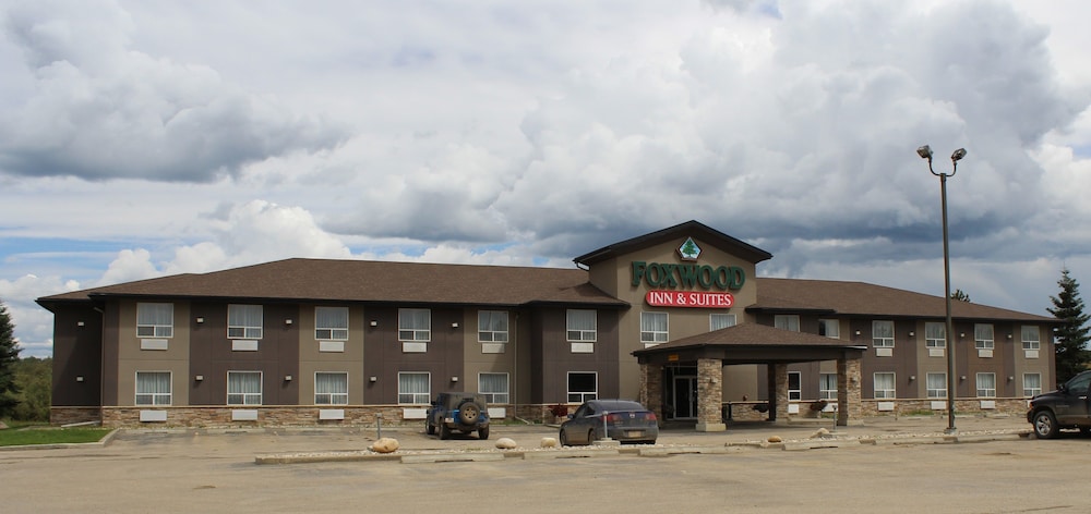 Foxwood Inn and Suites 2/38