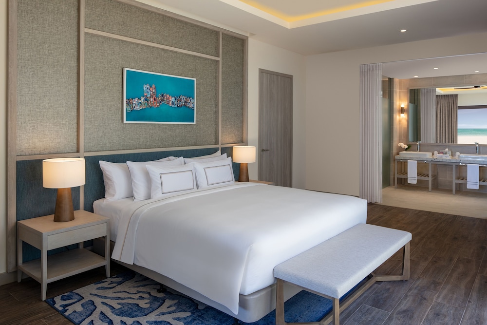 2 Bedrooms, Pool, the Level, Villa, Ocean Front