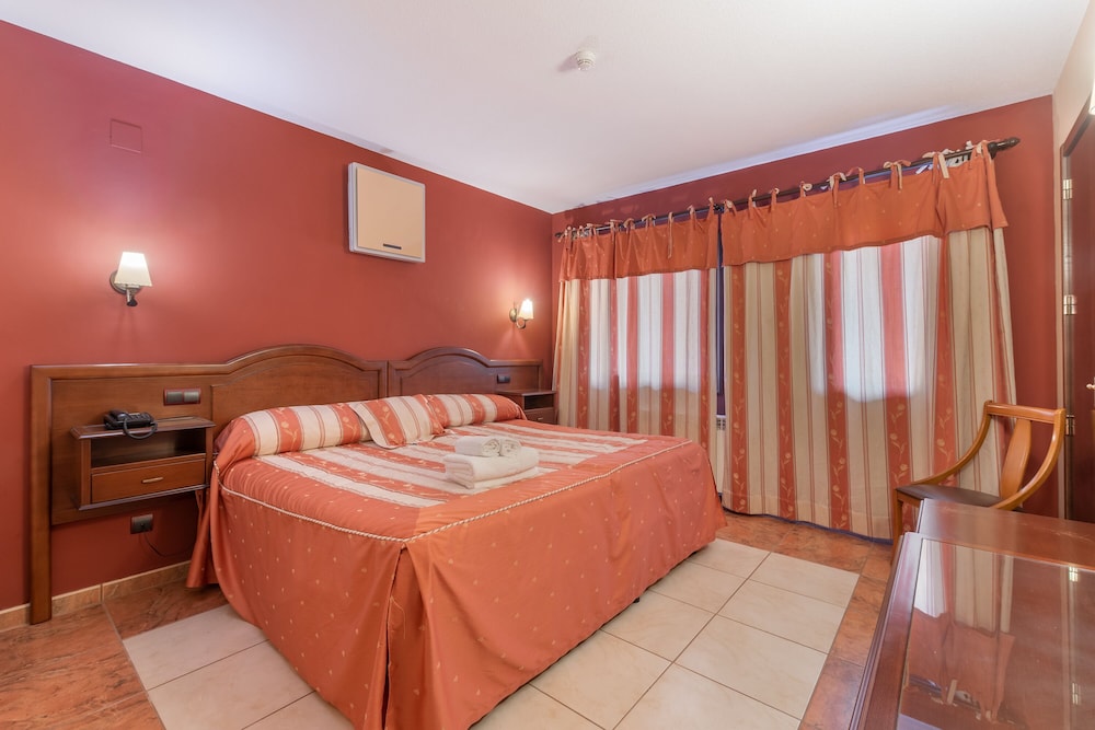 Hotel Puerta de Javalambre 7/30