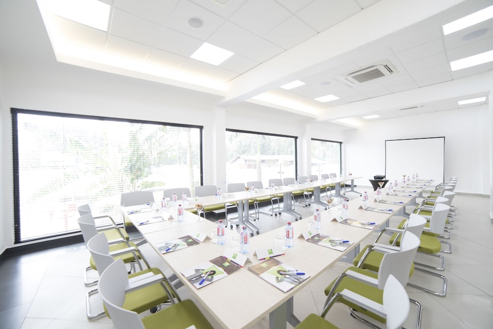 Ibis Styles Accra City Airport 39/50