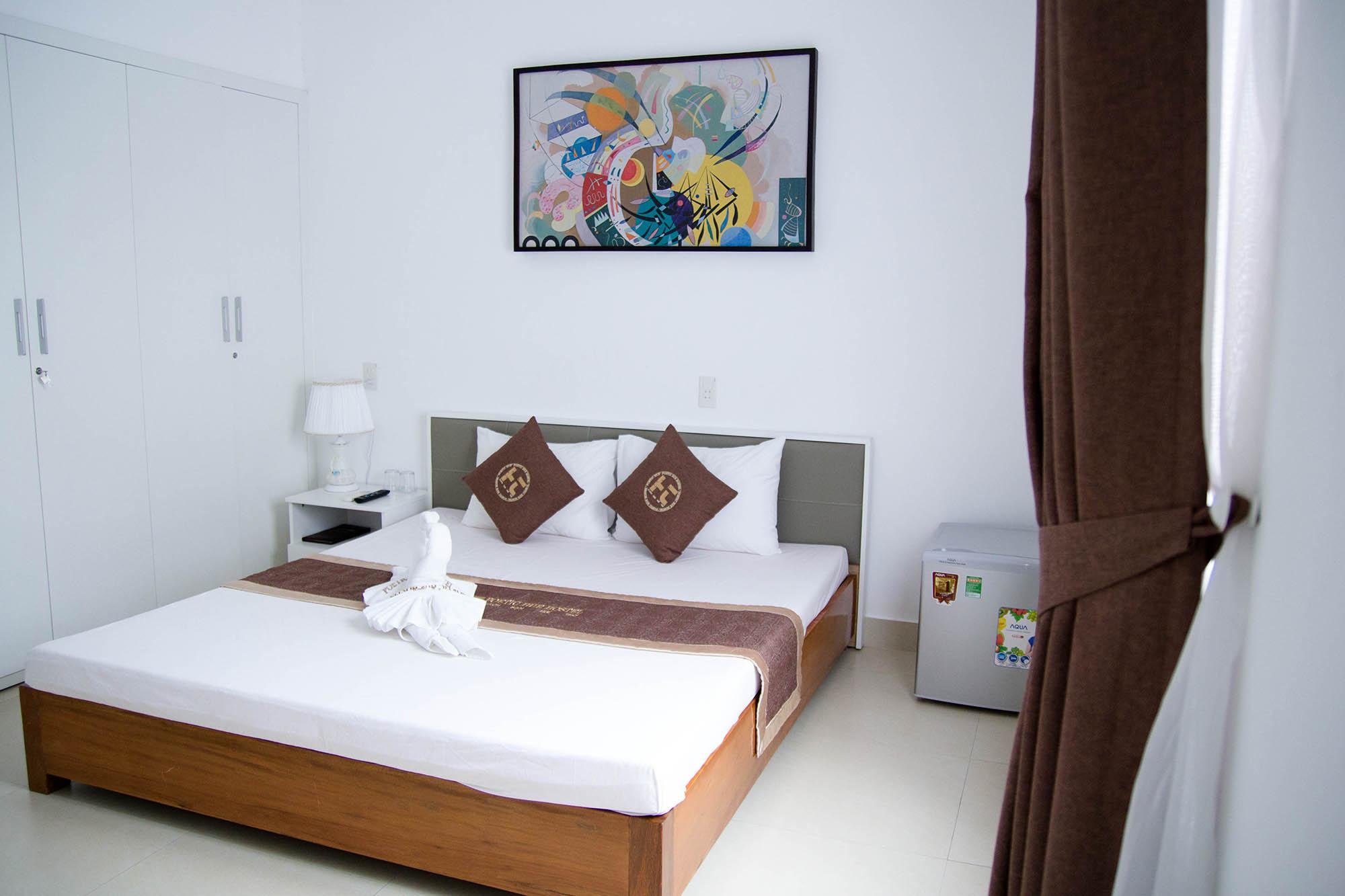 غرفة ديلوكس بسرير مزدوج، Poetic Hue Hotel 2/2