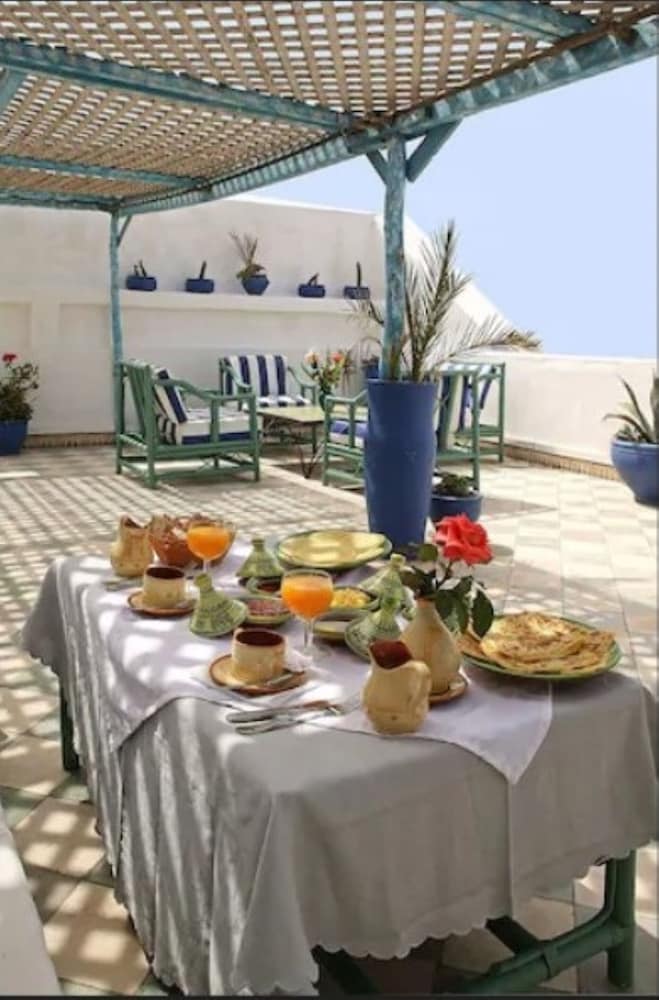 Riad Al Madina Hotel 58/71
