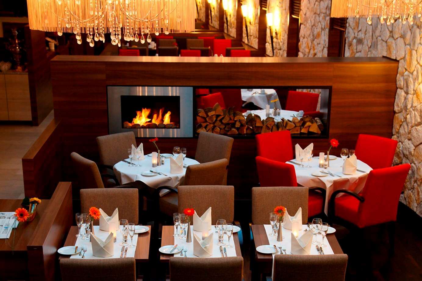 restaurant cafeteria