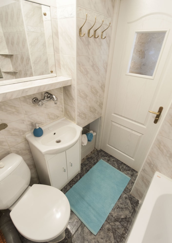 استوديو بسرير مزدوج مع أريكة، Warsawrent Apartments Centralna 3/3