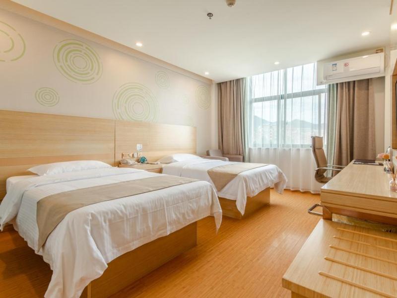 GREENTREE INN LIUAN HUOSHAN COUNTY YINGJIA AVENUE HOTEL 29/50