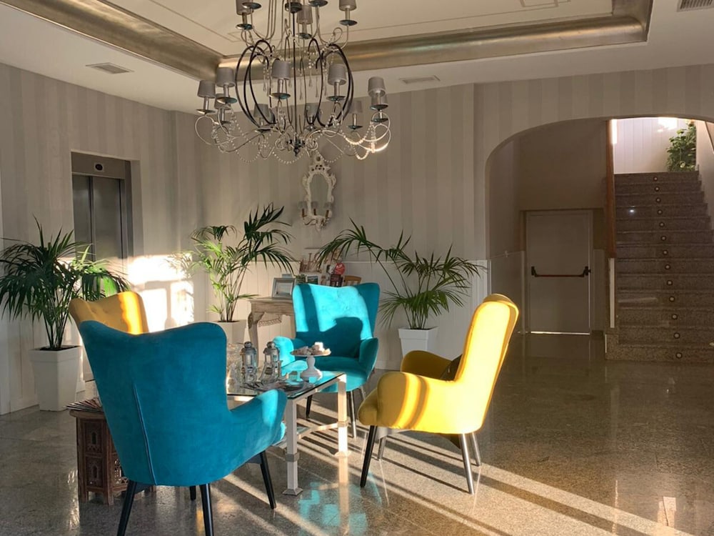Hotel Restaurante Boabdil 13/25