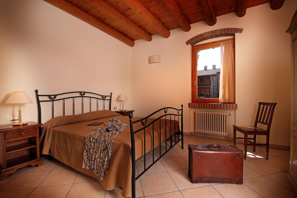 Residence Borgo Mondragon 22/44