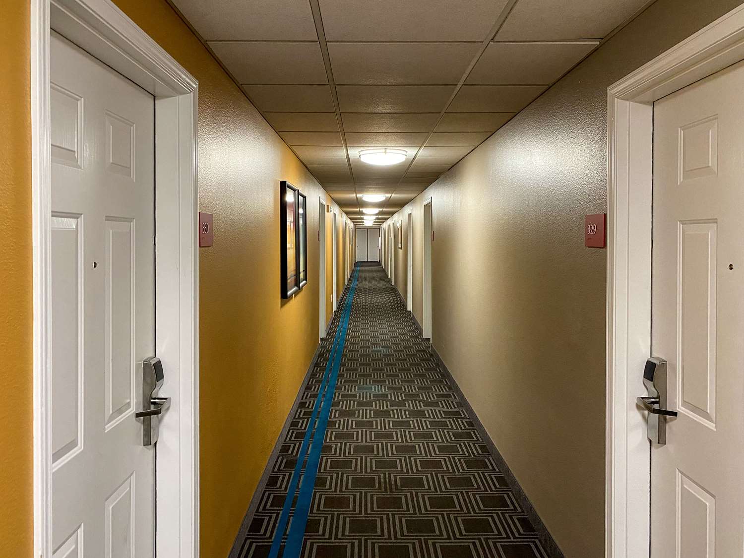 MainStay Suites Middleburg Heights Cleveland Airport 14/42
