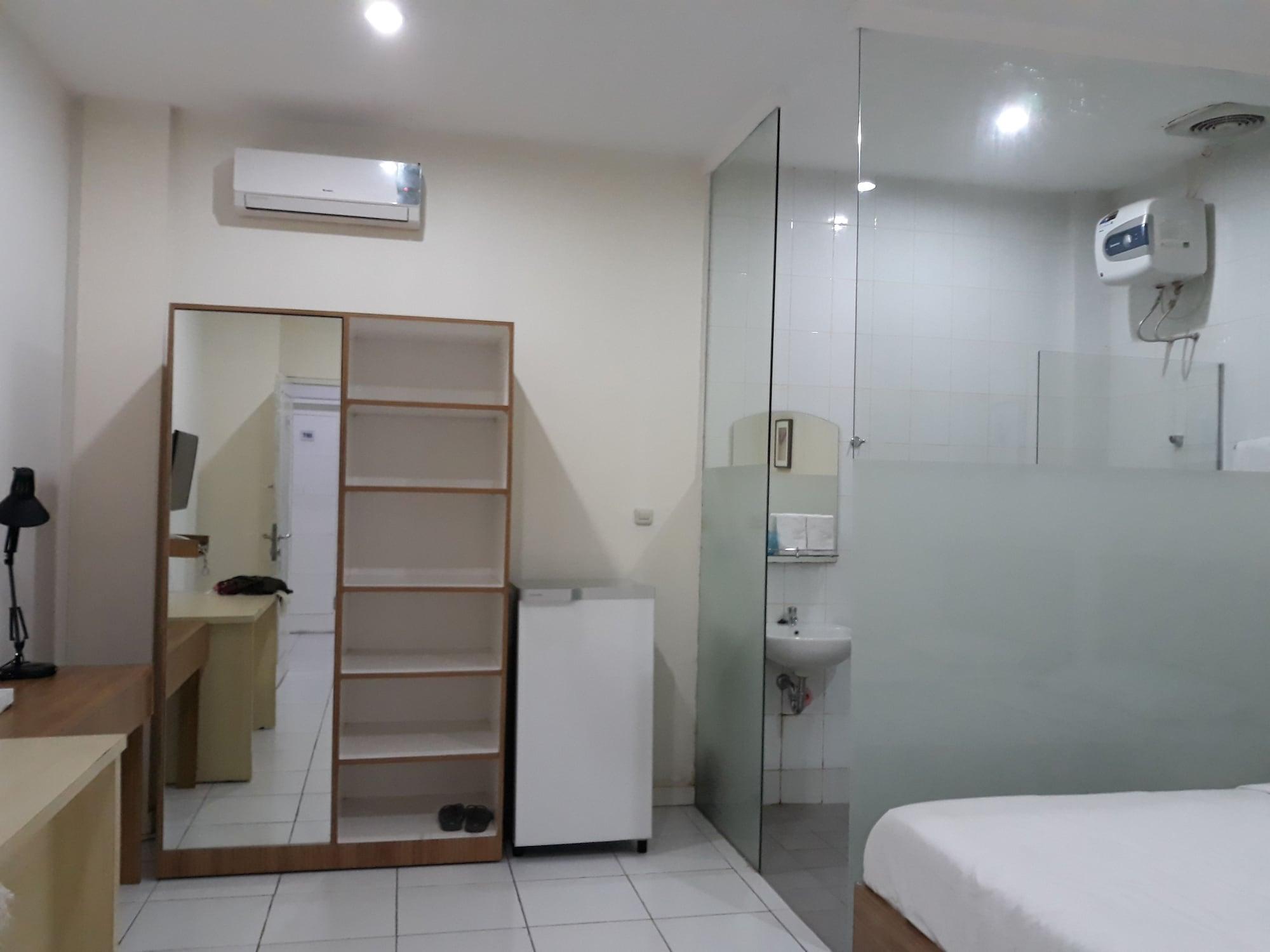 Menteng House 36/38