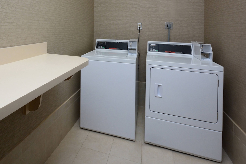 Courtyard by Marriott Beckley 56/64