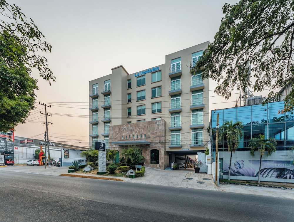 La Venta Inn Villahermosa 45/50