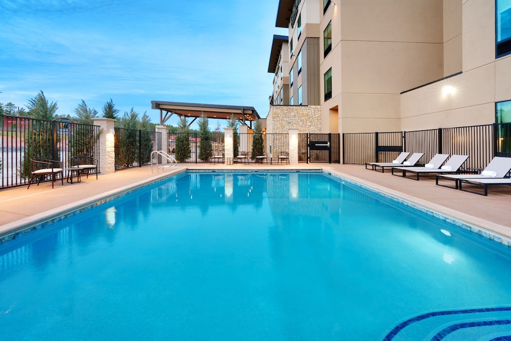 Fairfield Inn & Suites by Marriott Show Low 19/37