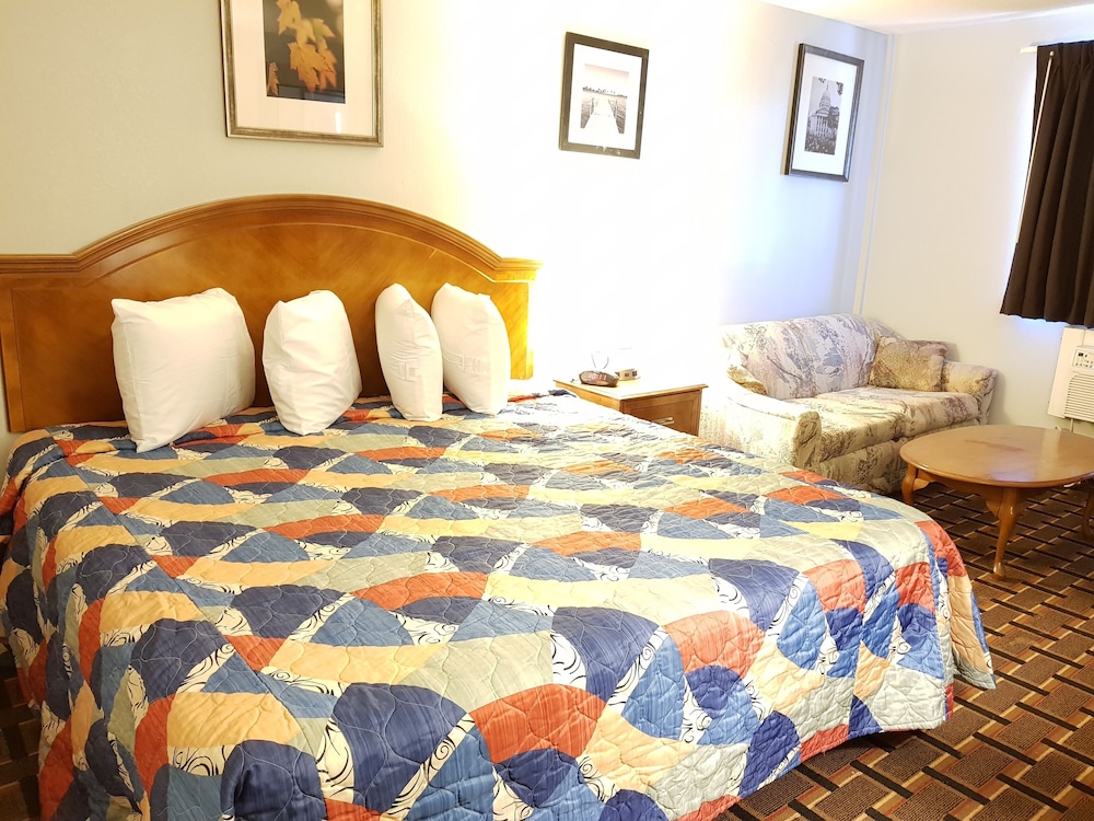 Le Mars Inn & Suites 9/42