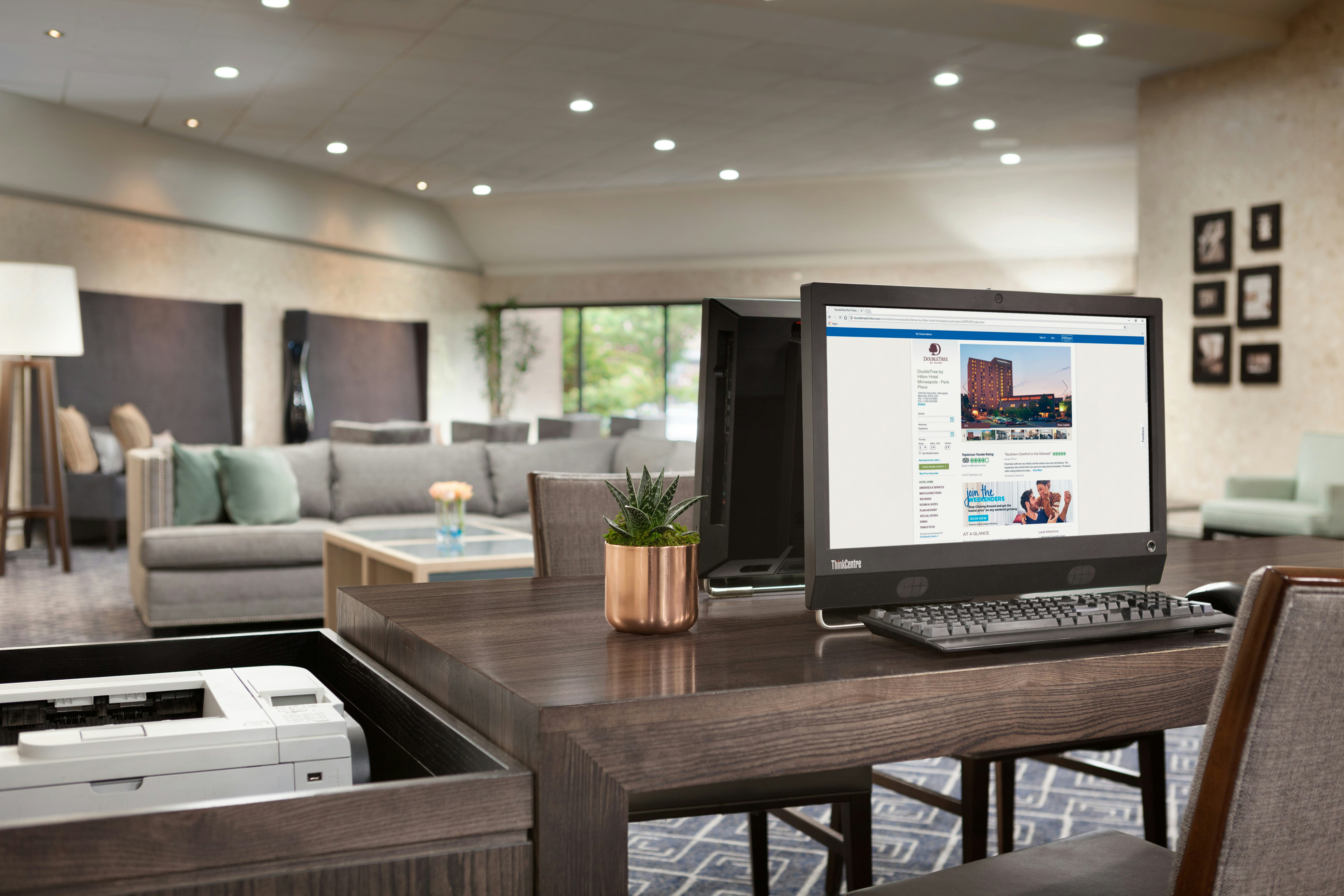 Doubletree Hotel Minneapolis Park Place 35/39