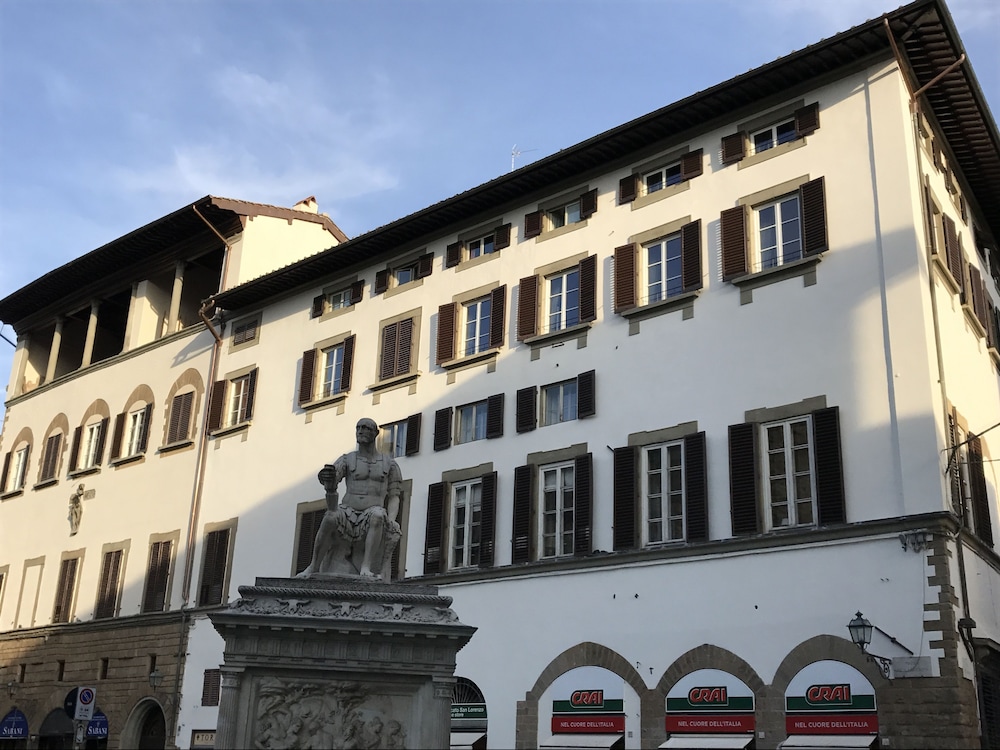 PALAZZO TOLOMEI RESIDENZA D'EPOCA 1/50