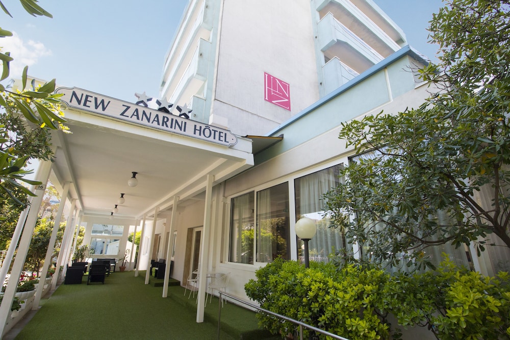 Hotel New Zanarini 1/26