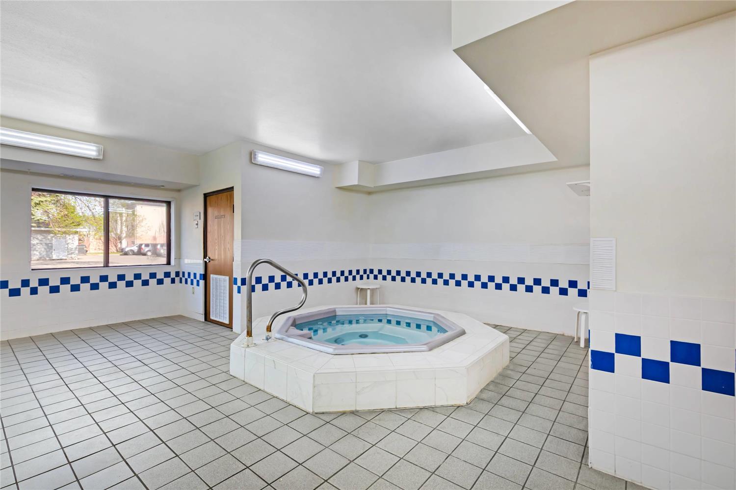 Quality Inn Columbia Mall 27/45
