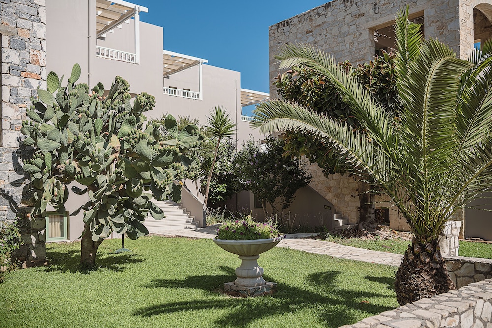 Erato Beach Hotel - Adults Only 44/50