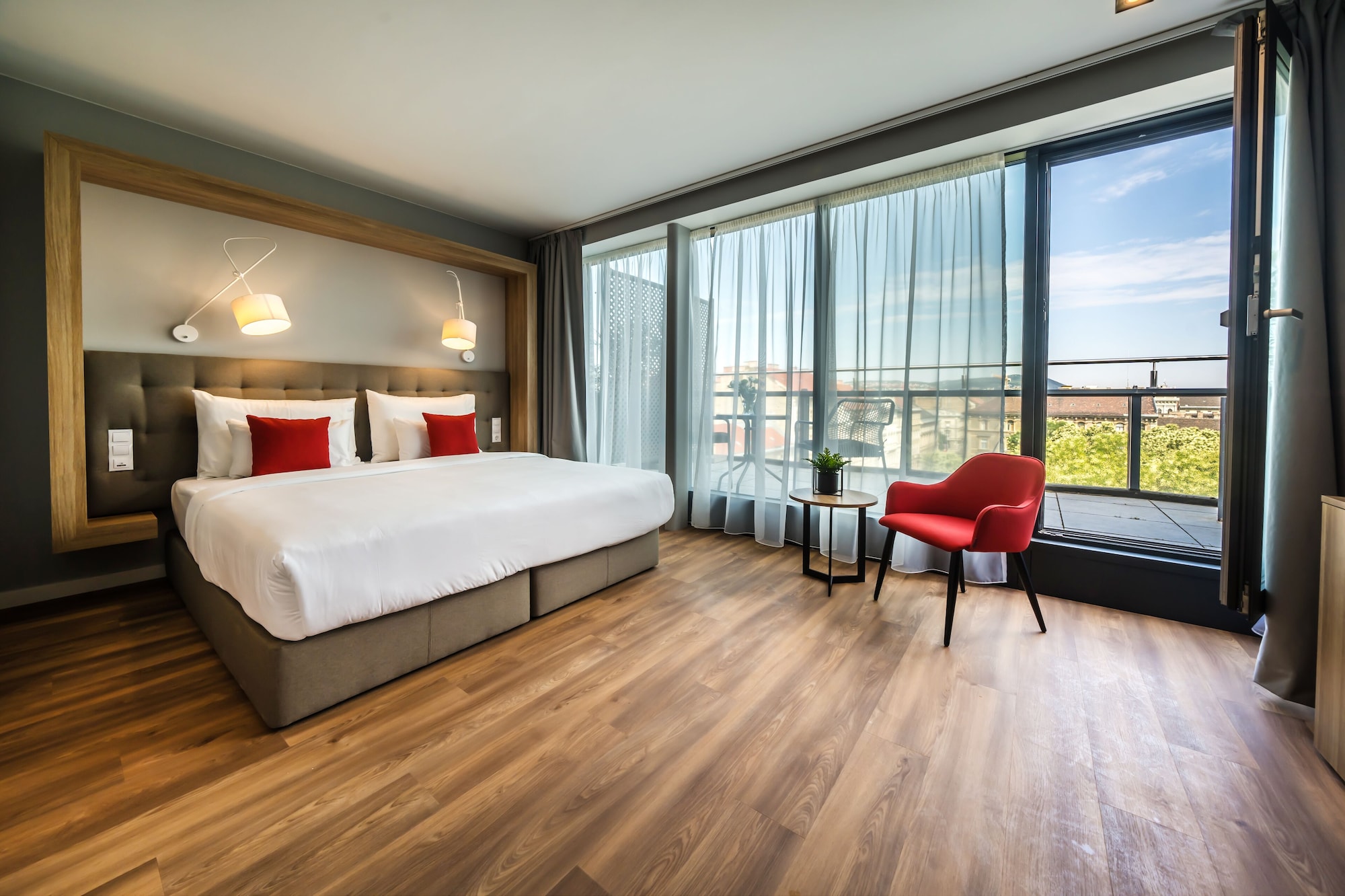 SUPERIOR, DOUBLE BED, TERRACE
