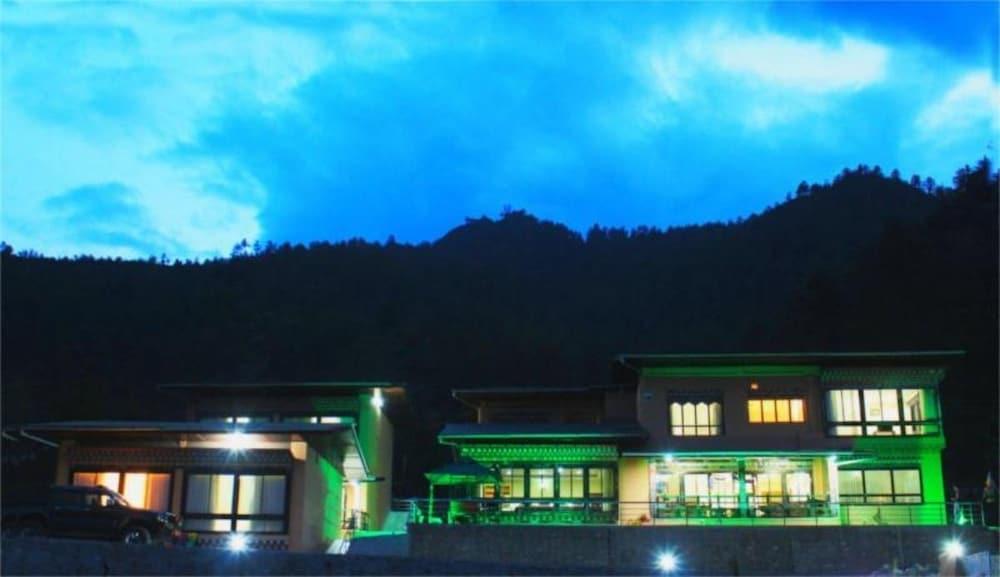 Soenam Tsokhang Resort 5/25