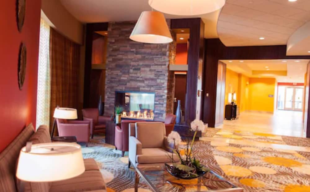 Apache Casino Hotel 33/70