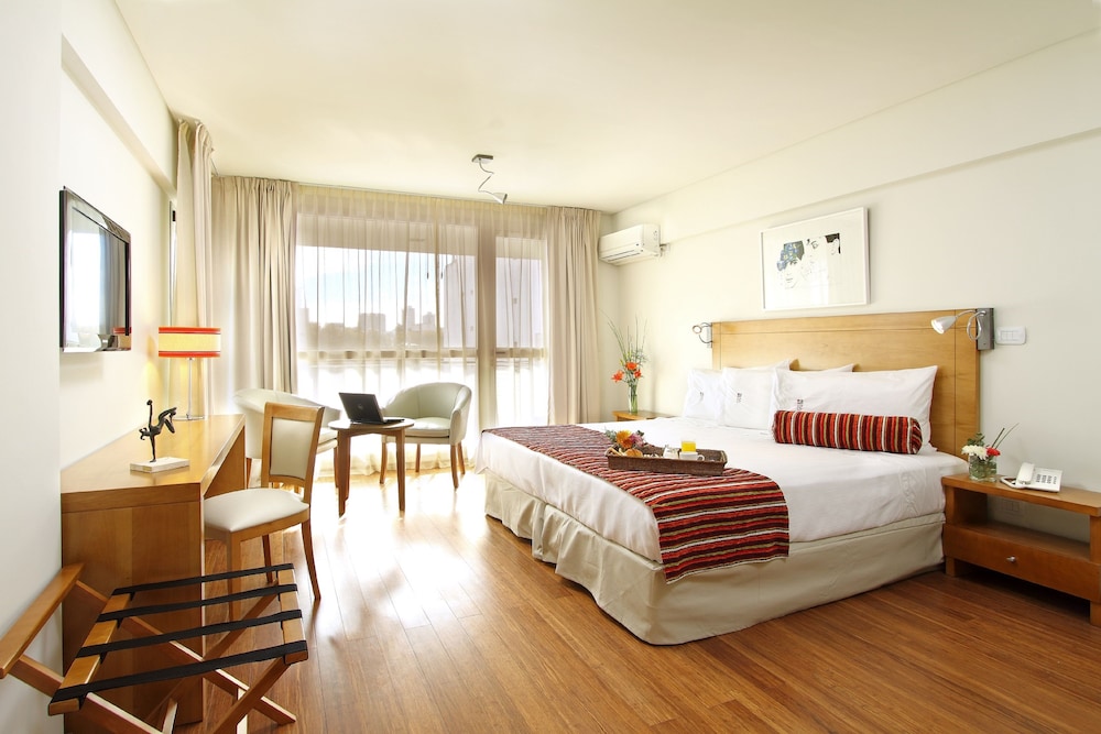 Standard, King Bed