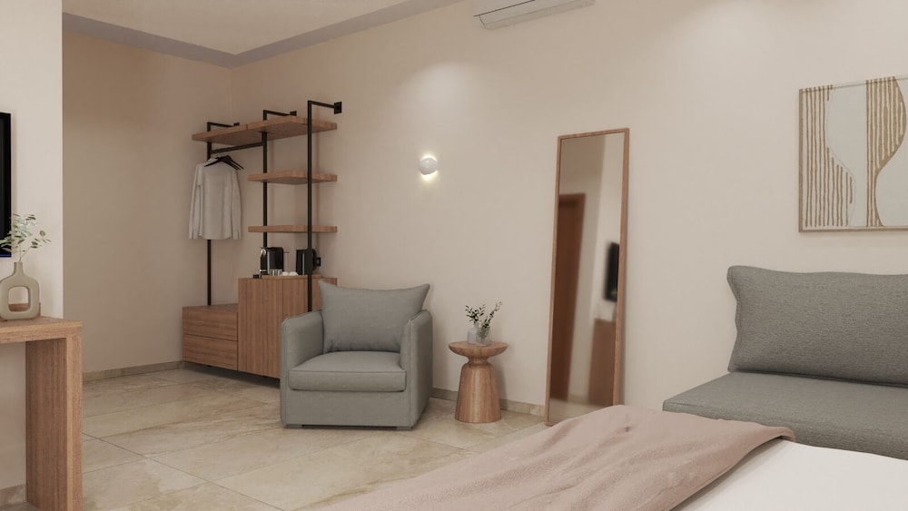 Dolphin Bay Seaside Resort & Suites 53/74
