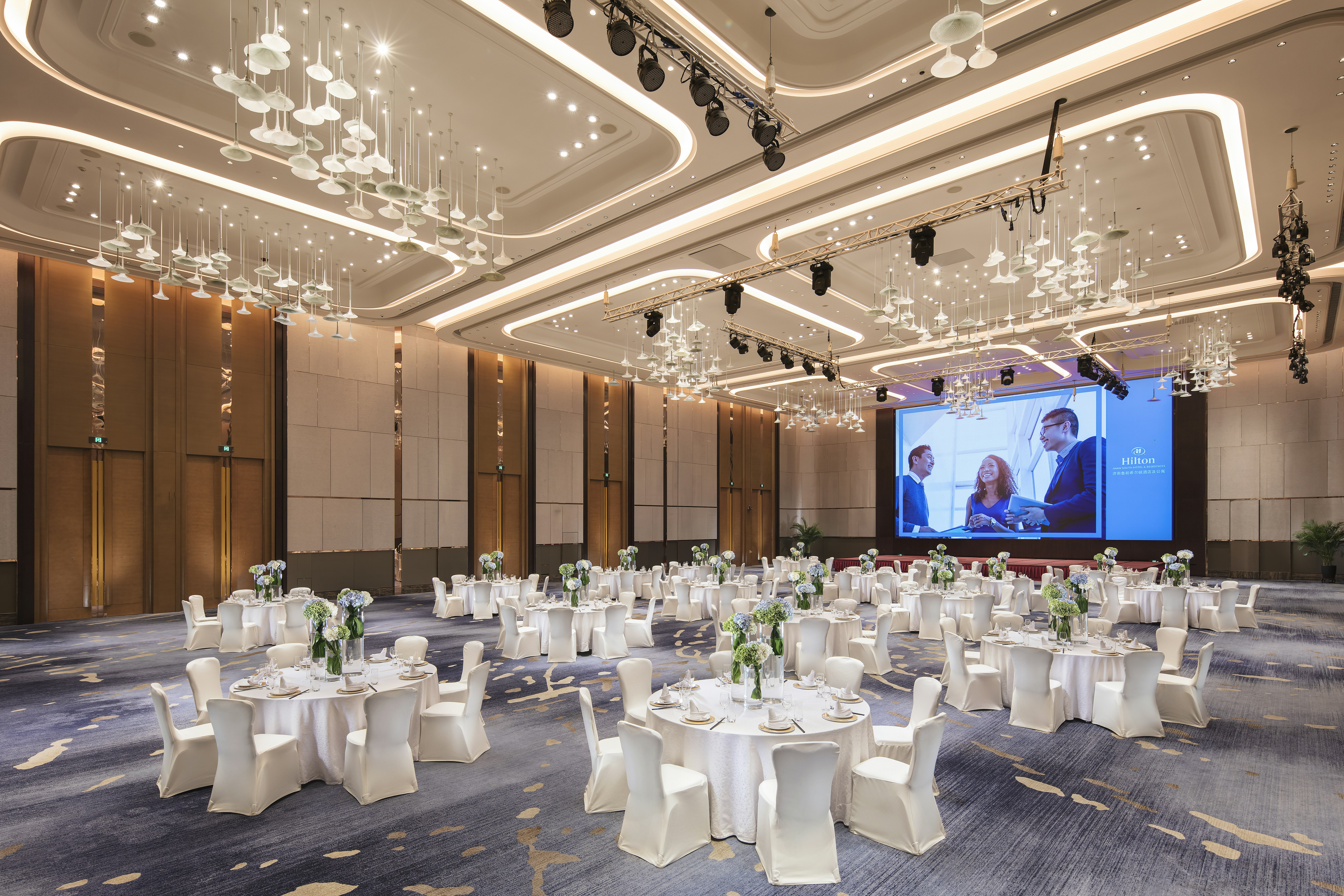 Hilton Jinan South Hotel & Residences 36/49
