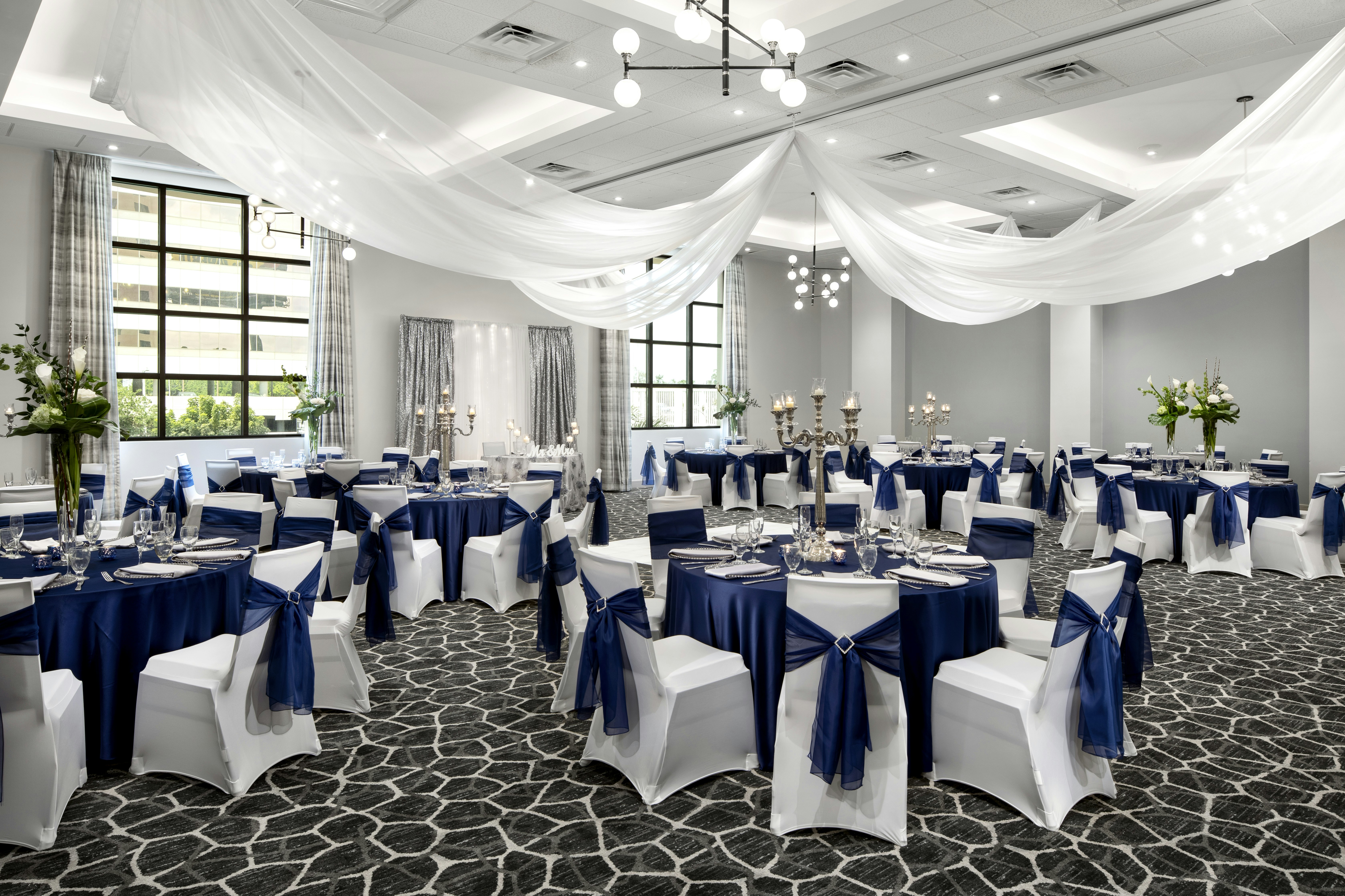 Embassy Suites By Hilton Tampa Airport Westshore 57/61