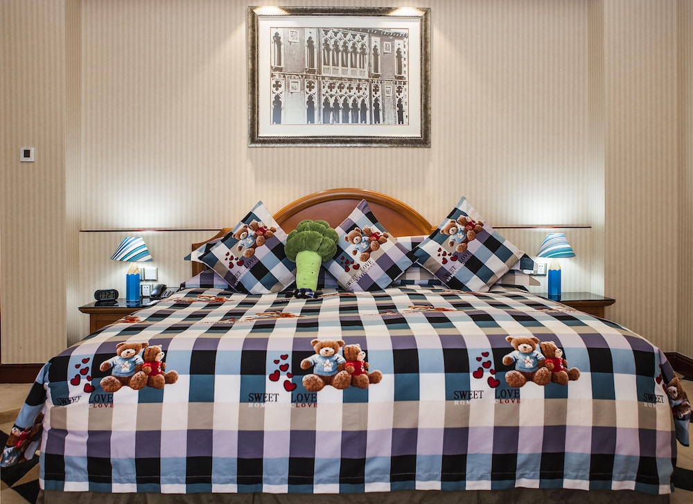 Hotel Indigo Shenzhen Overseas Chinese Town an IHG Hotel 61/78