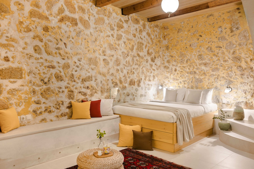 SUITE, DOUBLE BED