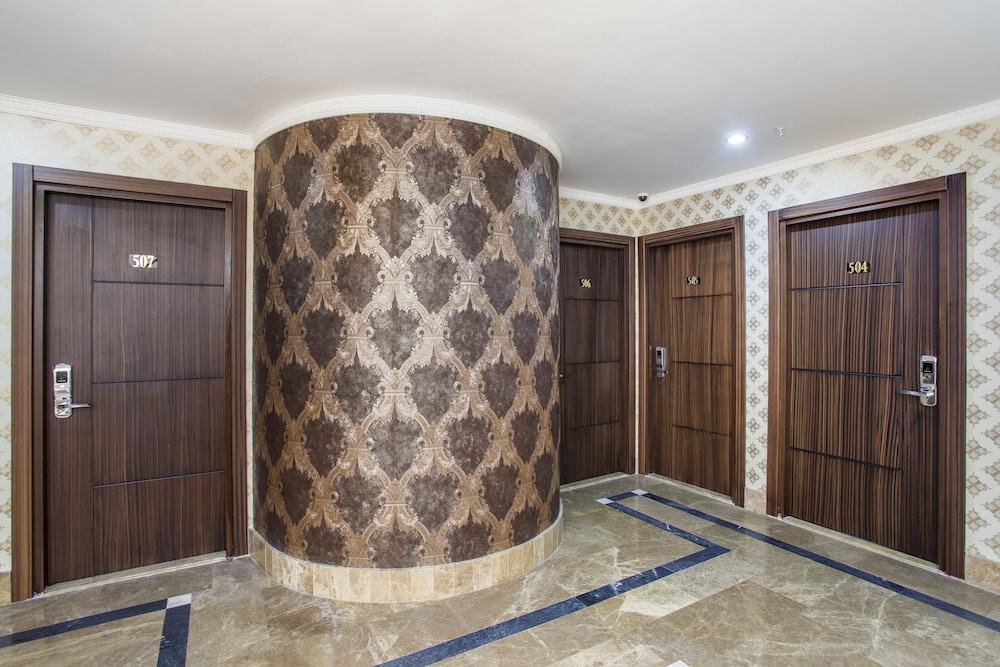 AYHAN HOTEL 10/41