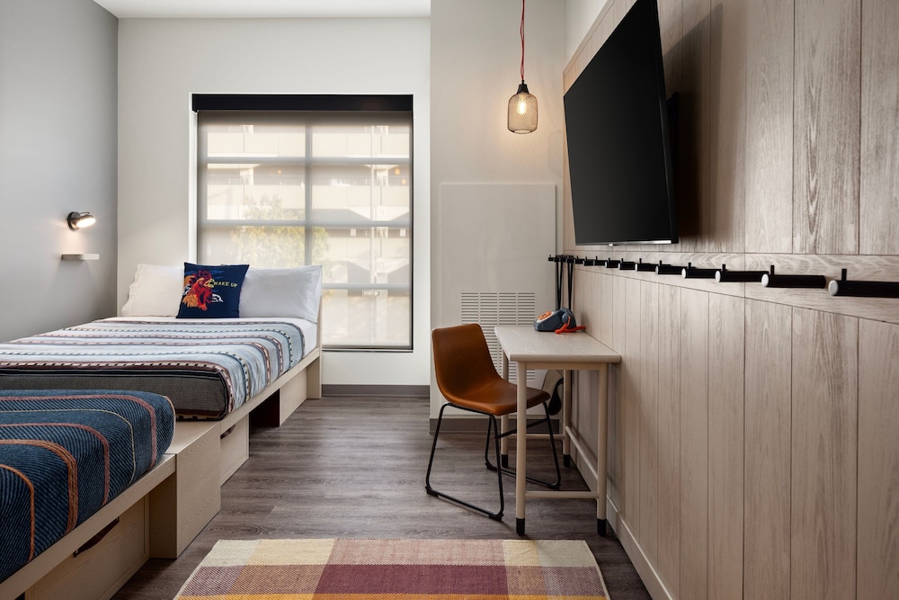 Moxy Omaha Downtown 8/37