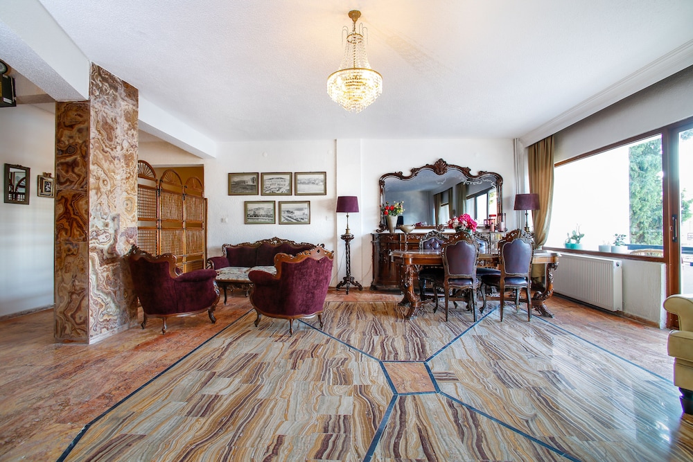 Cesurlar Hotel 21/29