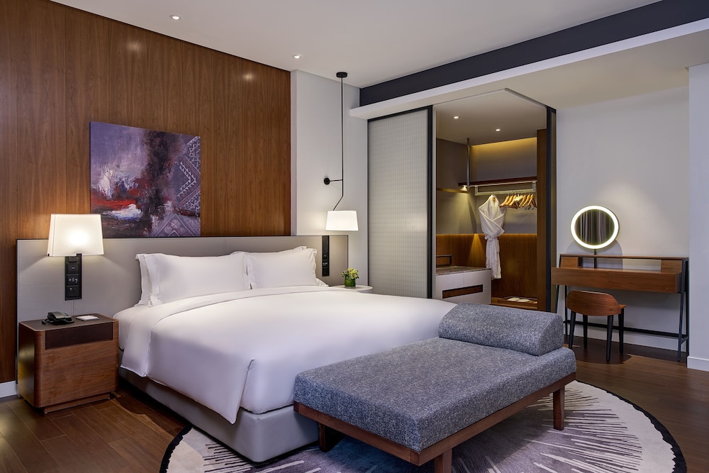 Executive, Suite, King Bed