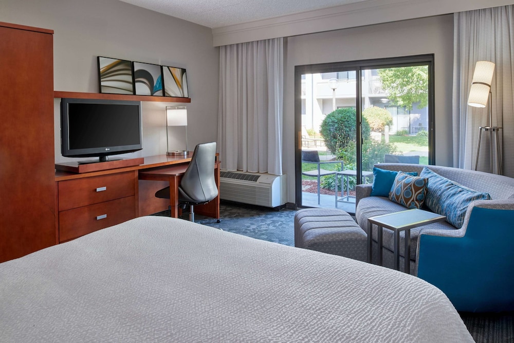 Comfort Inn and Suites Eden Prairie - Minneapolis Southwest 8/47