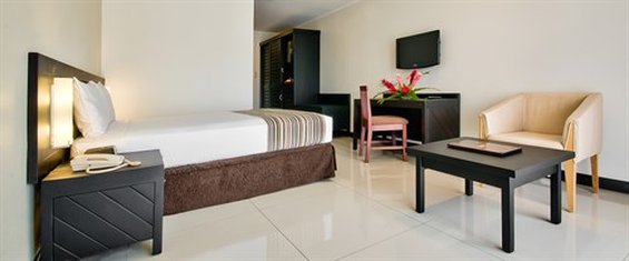 Tanoa Waterfront 17/45