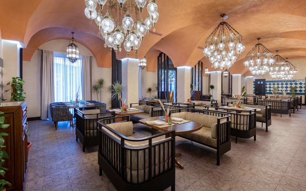 Mercure Tashkent 30/43